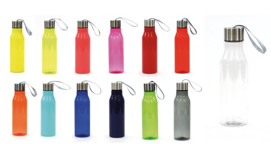 Lekker BPA-fri flaske i tritanplast med lokk i rustfritt stål. Snoren på toppen gjør det 
enkelt å bære med seg flasken rundt hånden eller henge den på andre steder. 